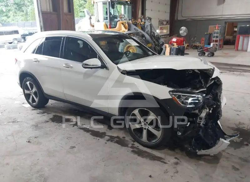 2021 Mercedes Benz GLC 300 фото