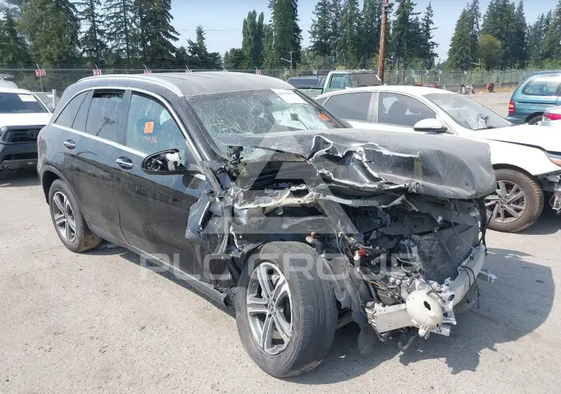 2021 Mercedes Benz GLC 300 photo