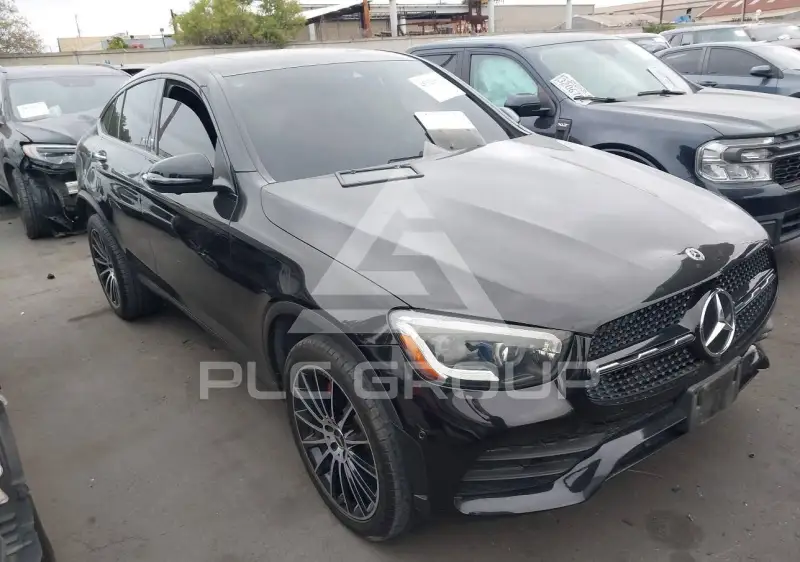 2021 Mercedes Benz GLC 300 фото