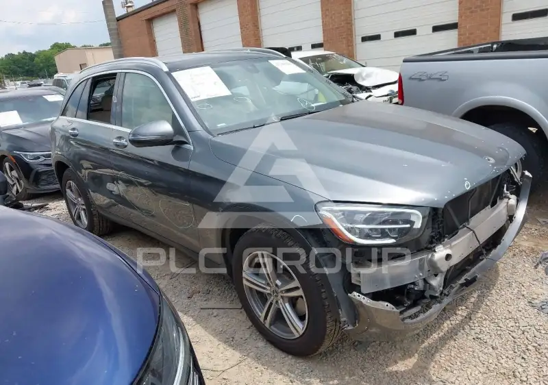 2021 Mercedes Benz GLC 300 фото