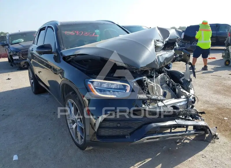 2021 Mercedes Benz GLC 300 фото