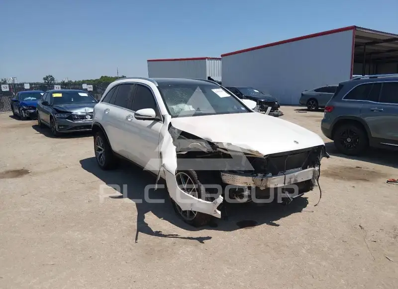2021 Mercedes Benz GLC 300 фото