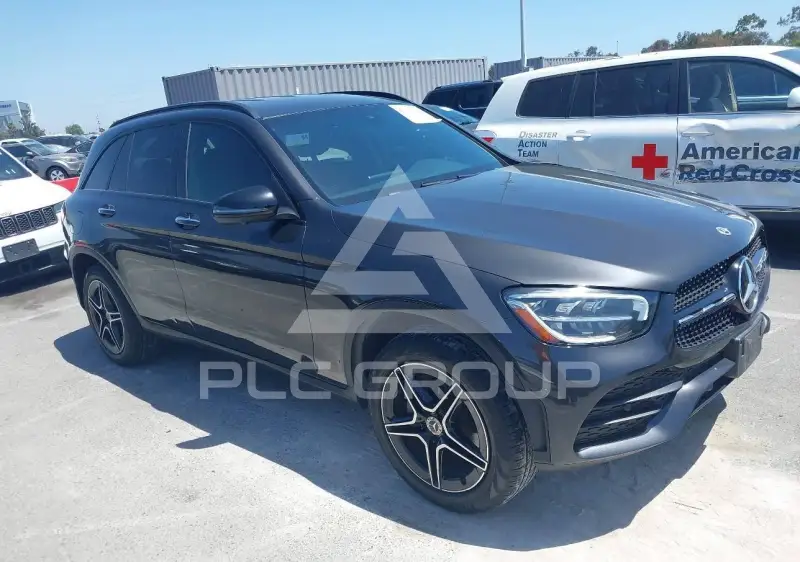 2021 Mercedes Benz GLC 300 фото