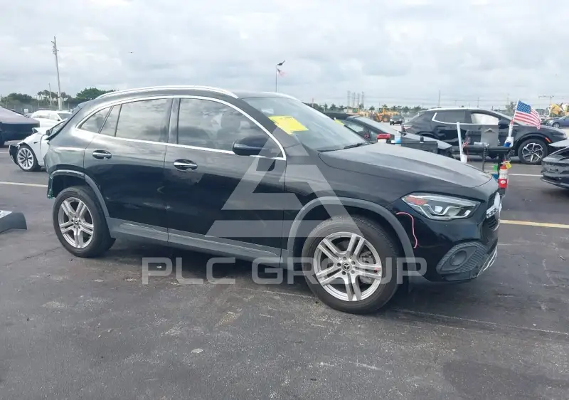 2021 Mercedes Benz GLA 250 photo