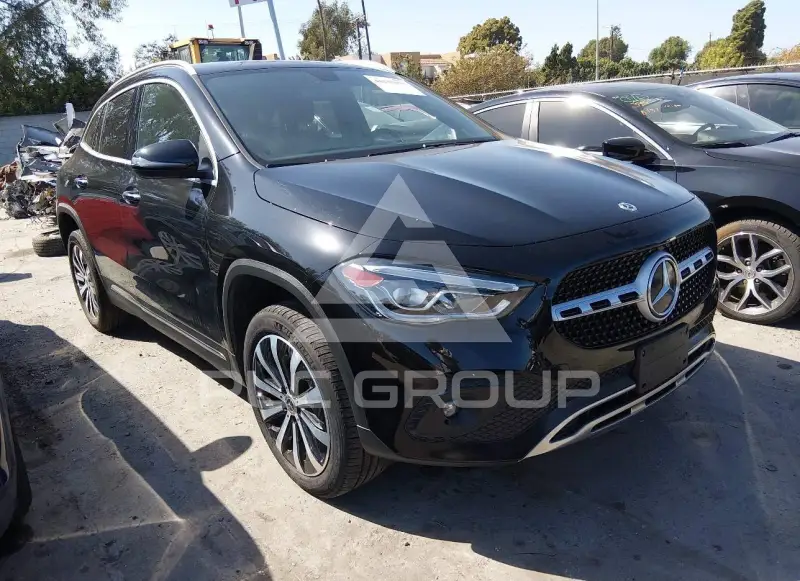 2021 Mercedes Benz GLA 250 фото