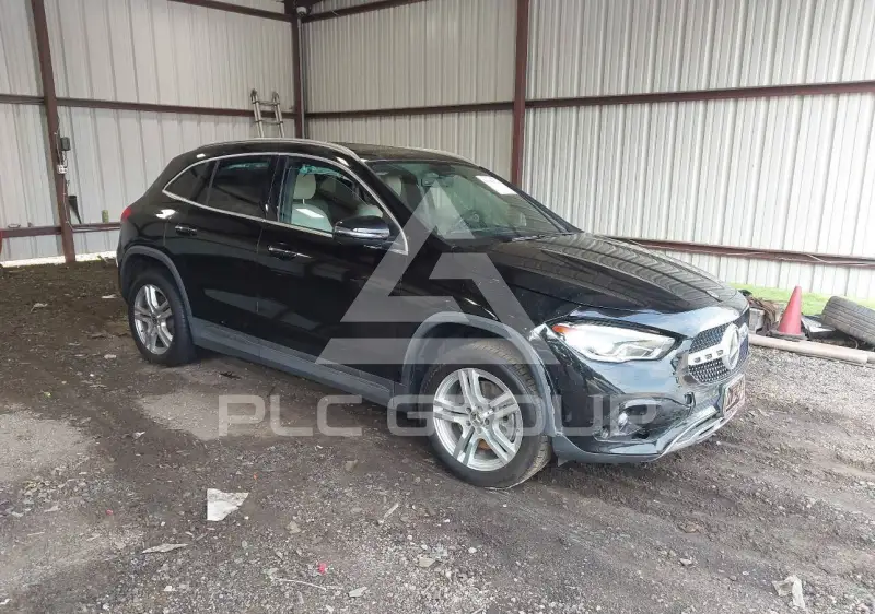 2021 Mercedes Benz GLA 250 фото