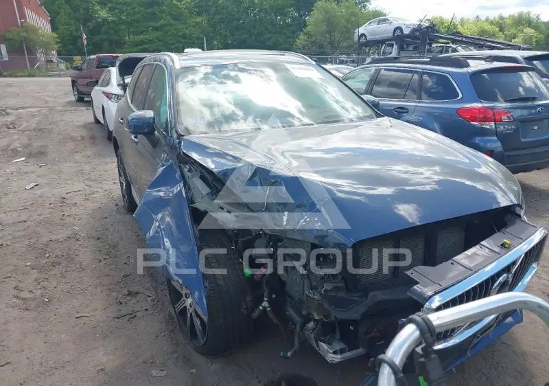 2021 Volvo XC60 photo