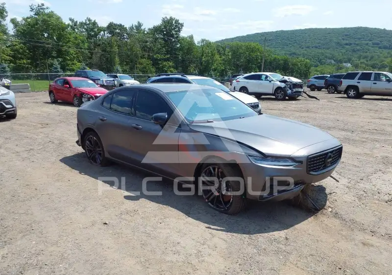 2021 Volvo S60 фото
