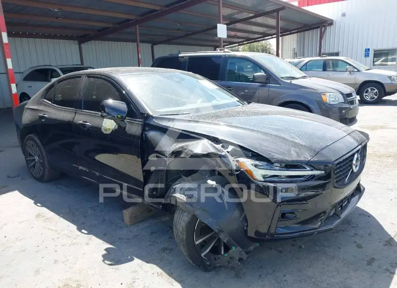 2021 Volvo S60 фото
