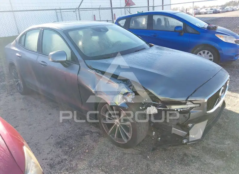 2021 Volvo S60 фото