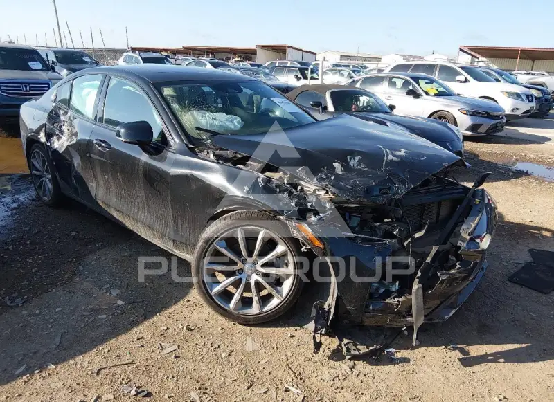 2021 Volvo S60 фото