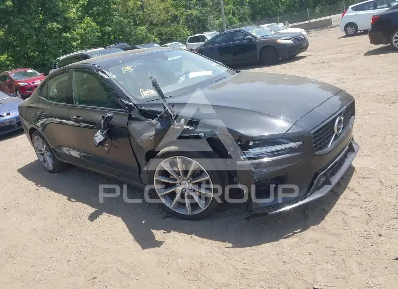 2021 Volvo S60 фото