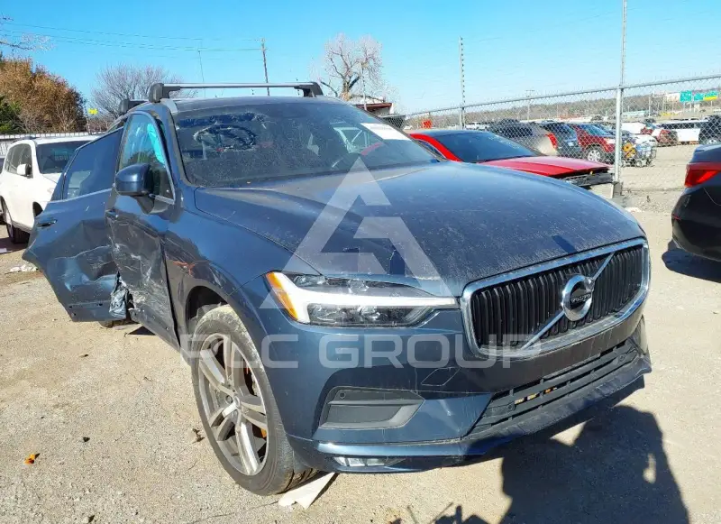 2021 Volvo XC60 photo