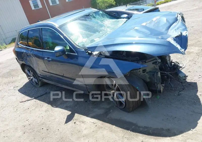 2021 Volvo XC60 photo