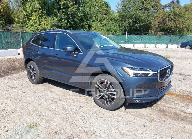 2021 Volvo XC60 photo