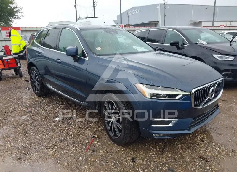 2021 Volvo XC60 photo