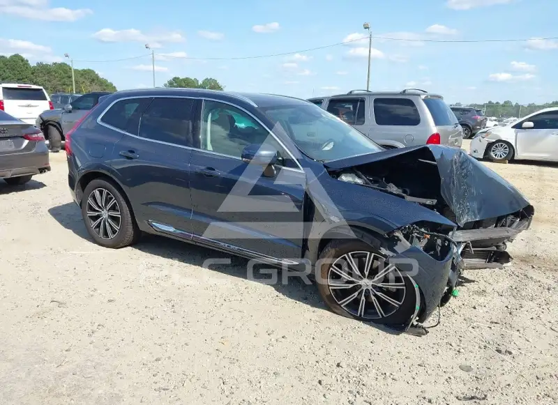 2021 Volvo XC60 photo