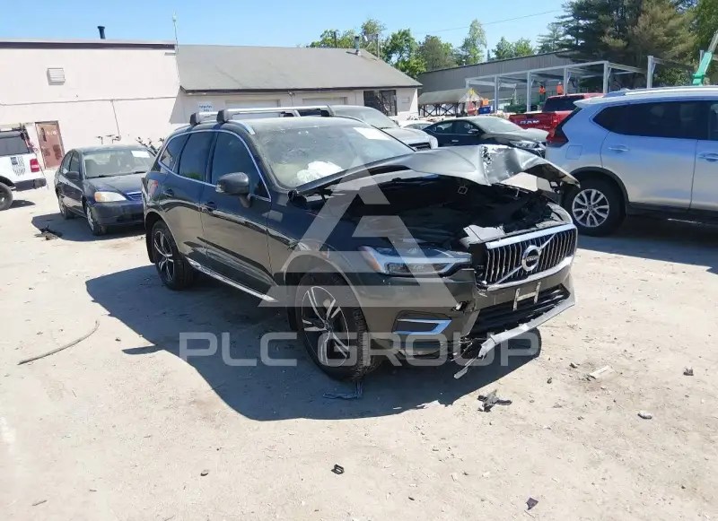 2021 Volvo XC60 фото