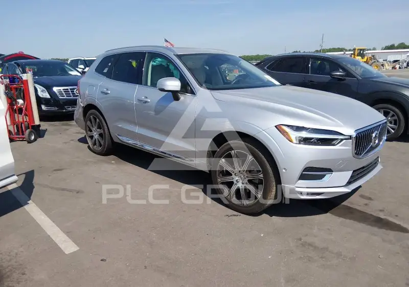 2021 Volvo XC60 фото