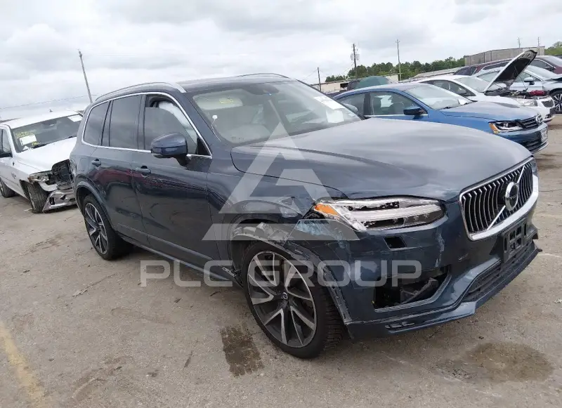 2021 Volvo XC90 фото