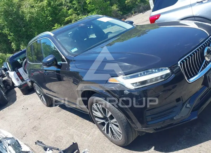 2021 Volvo XC90 photo