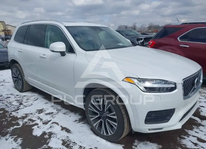 2021 Volvo XC90 photo