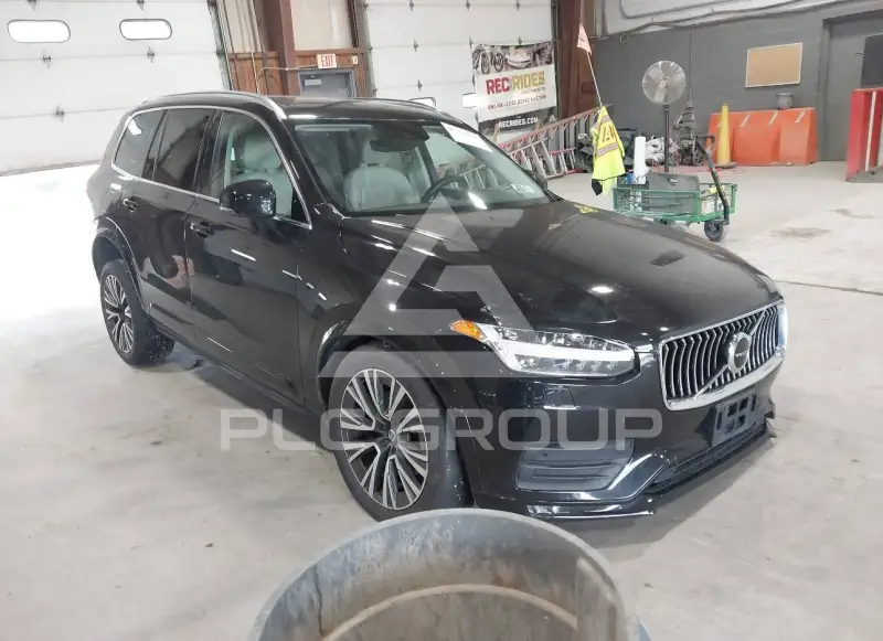 2021 Volvo XC90 фото