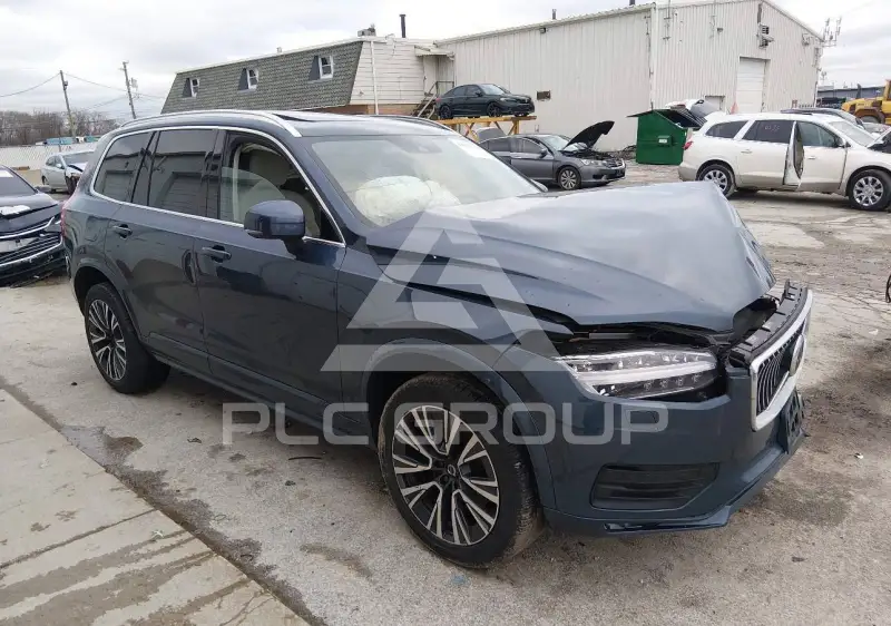 2021 Volvo XC90 фото