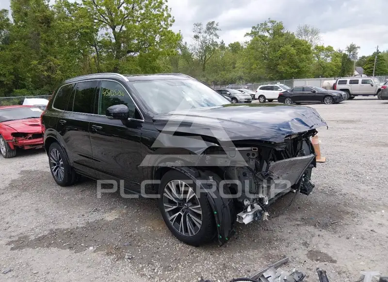 2021 Volvo XC90 фото