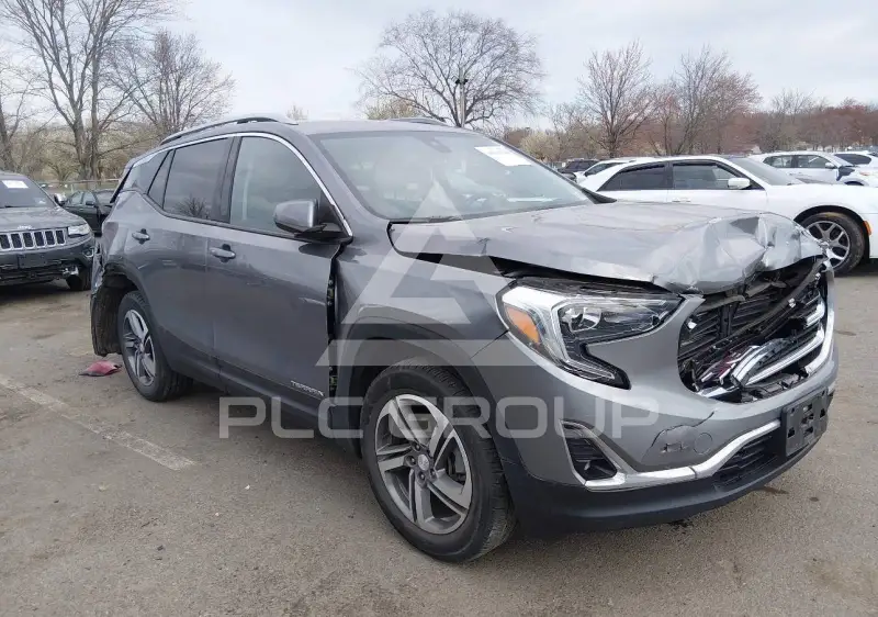 2021 GMC TERRAIN photo