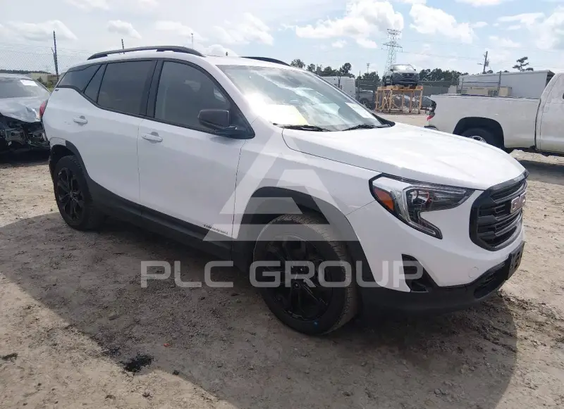 2021 GMC TERRAIN photo