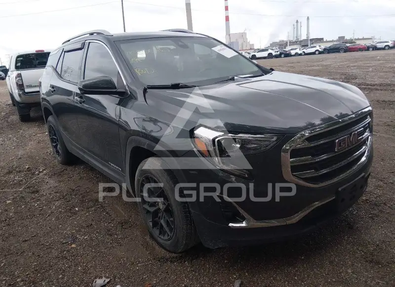 2021 GMC TERRAIN photo
