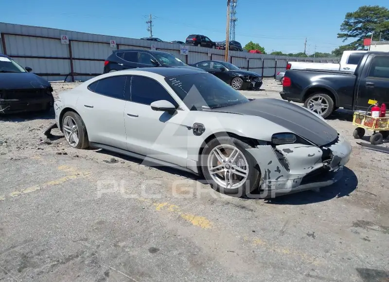 2021 Porsche Taycan фото
