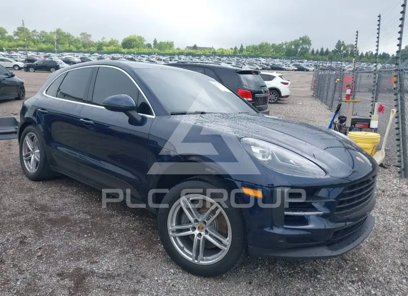 2021 Porsche MACAN photo