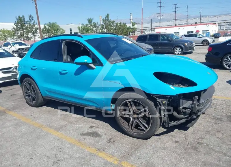 2021 Porsche MACAN photo