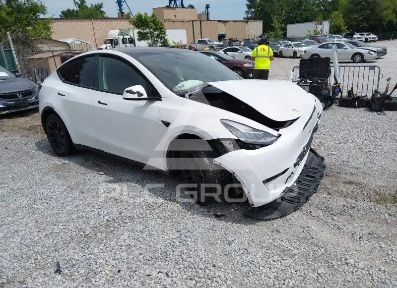 2021 Tesla Model Y фото