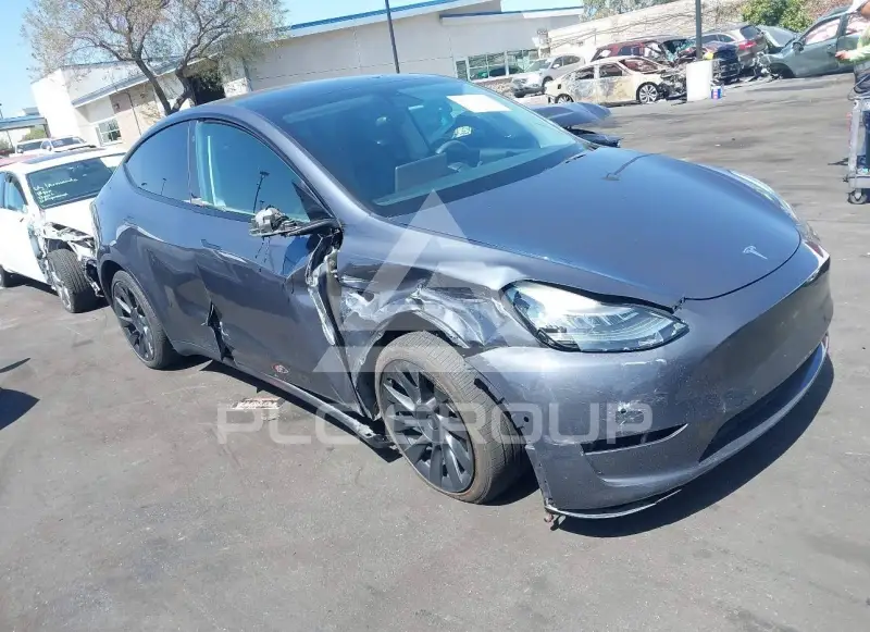 2021 Tesla Model Y фото
