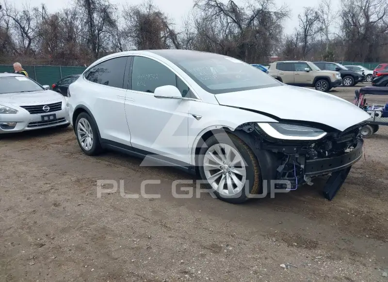 2021 Tesla Model X VIN: 5YJXCDE28MF323842 из США - PLC Group