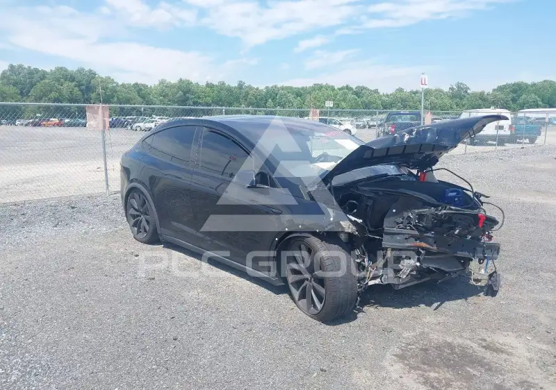 2021 Tesla Model X фото