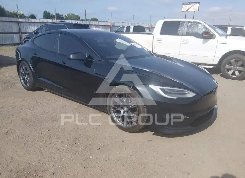 2021 Tesla Model S photo
