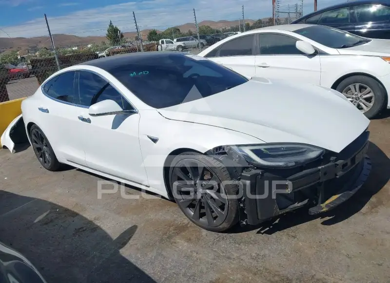2021 Tesla Model S photo