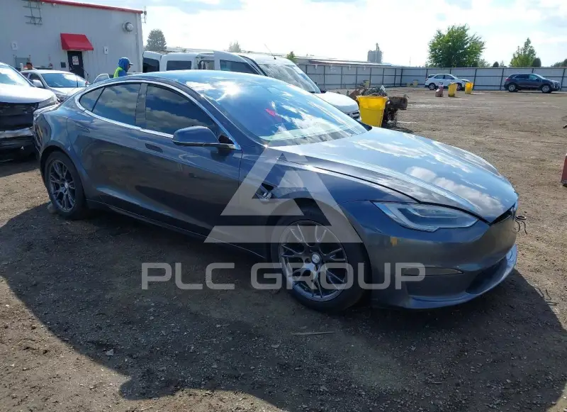 2021 Tesla Model S фото