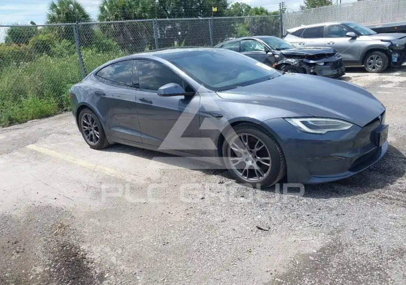 2021 Tesla Model S photo