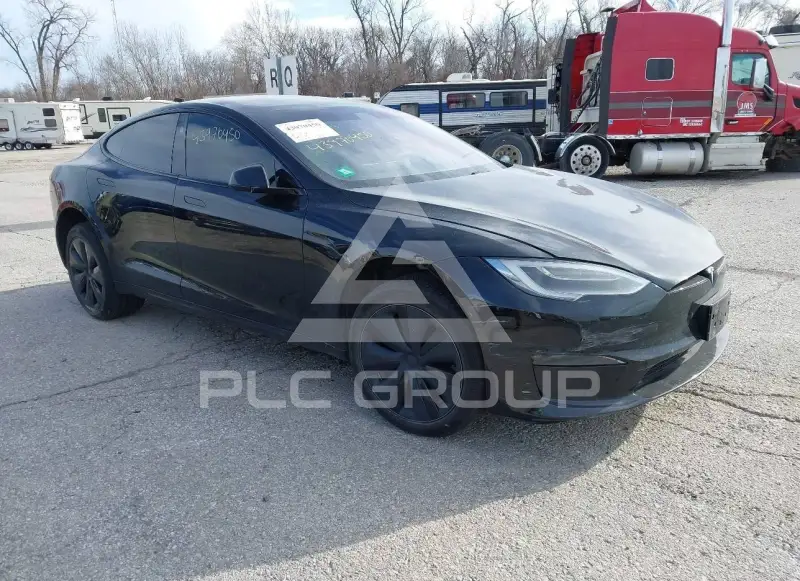 2021 Tesla Model S фото