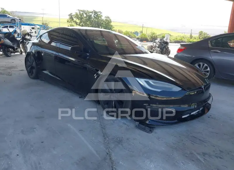 2021 Tesla Model S фото