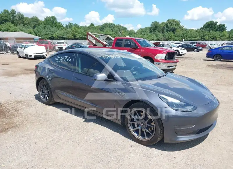 2021 Tesla Model 3 фото