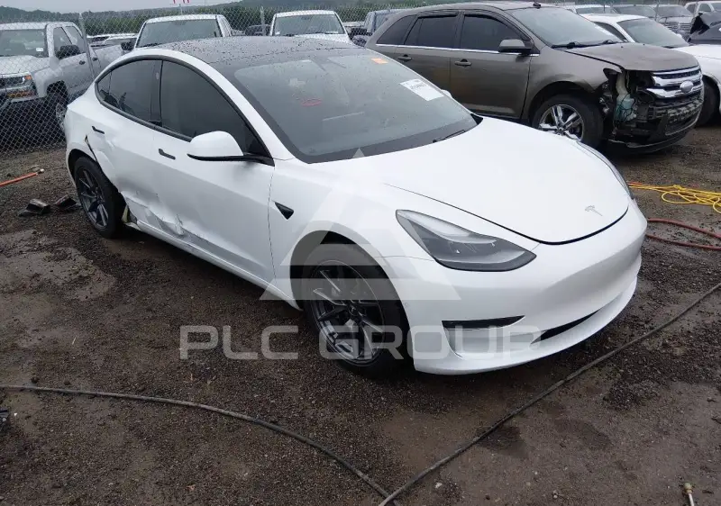 2021 Tesla Model 3 фото
