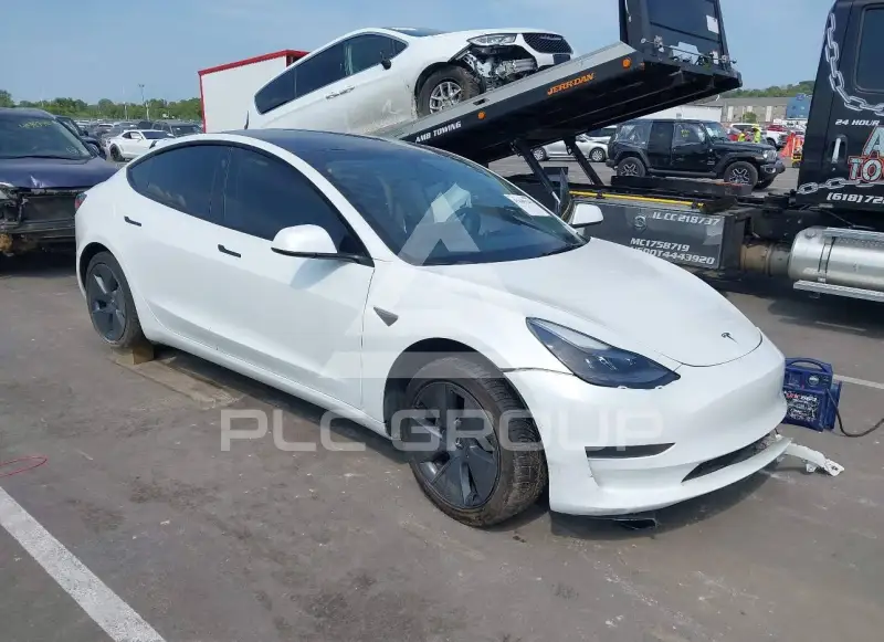 2021 Tesla Model 3 фото