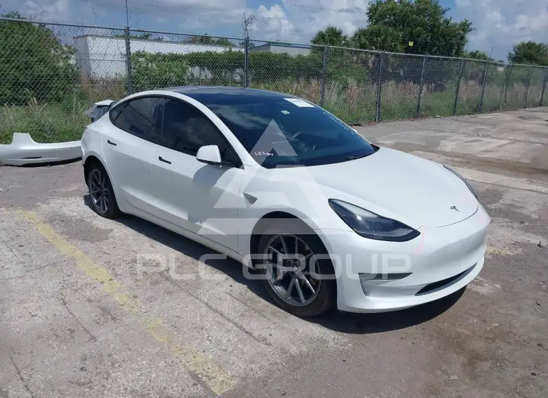 2021 Tesla Model 3 фото