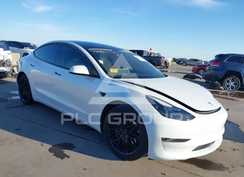 2021 Tesla Model 3 фото